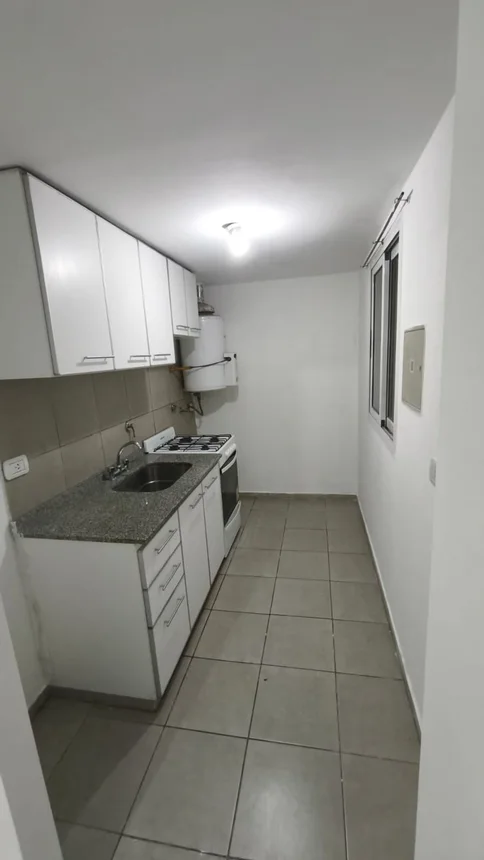 Departamento de 4 ambientes en alquiler en Mendoza, Tiburcio Benegas 2200, foto 5