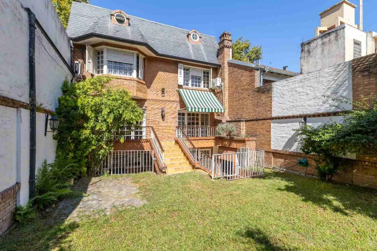 Casa de 9 ambientes en venta en Villa Devoto, Gabriela Mistral 3600, foto 3
