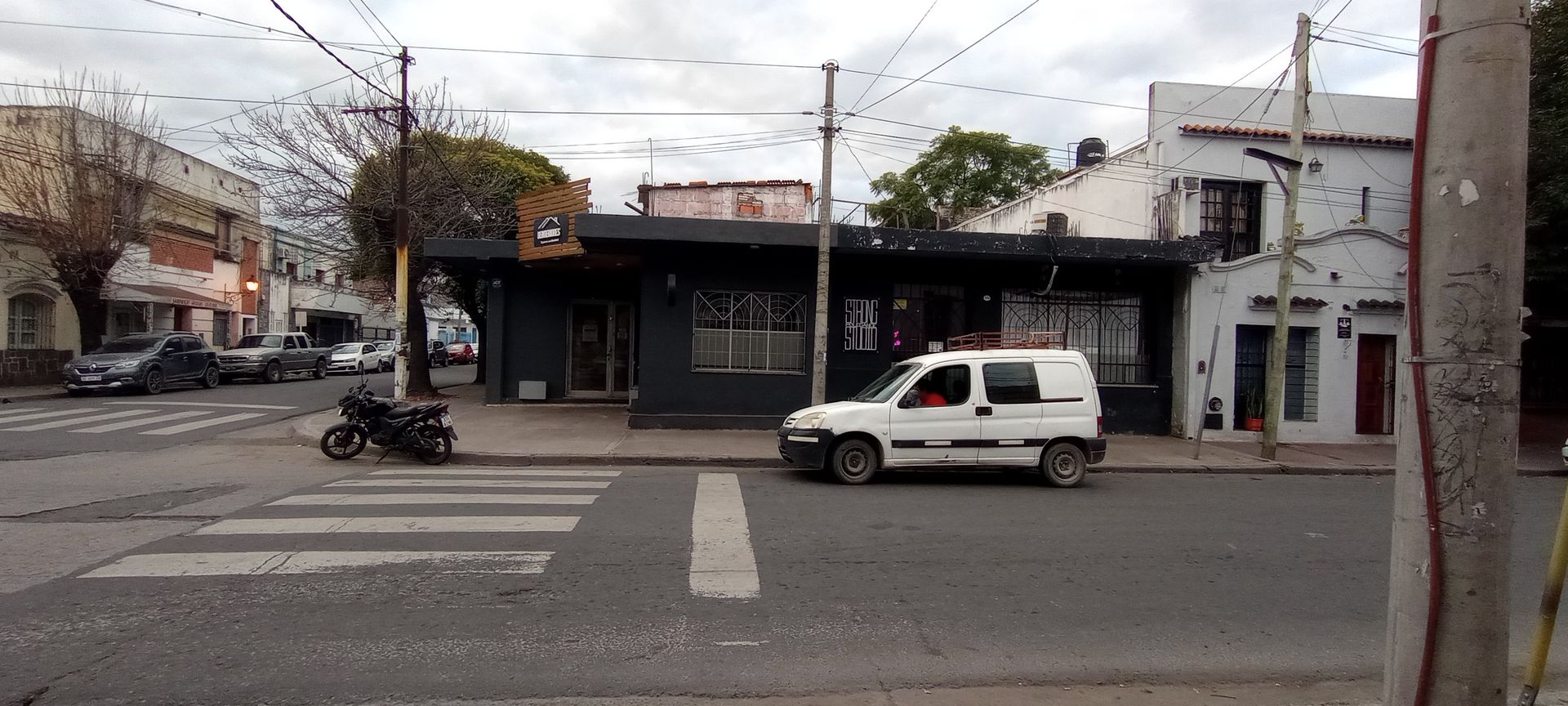LOCALES COMERCIALES EN VENTA EN MACROCENTRO - foto 5