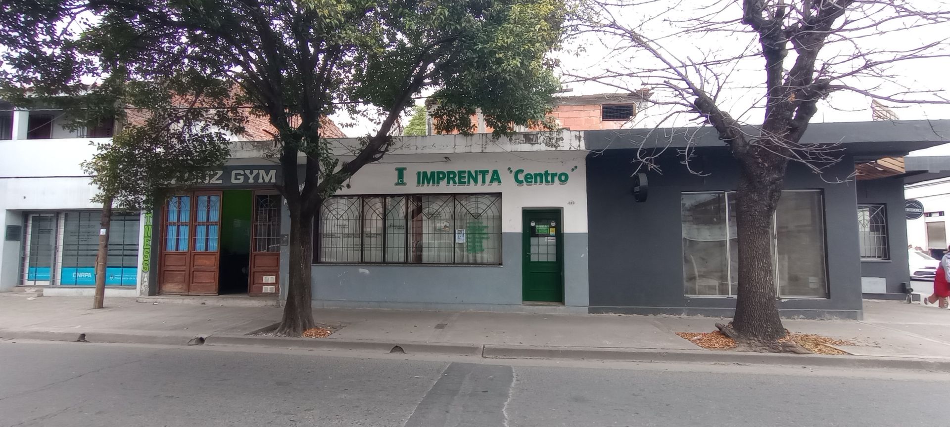 LOCALES COMERCIALES EN VENTA EN MACROCENTRO - foto 4