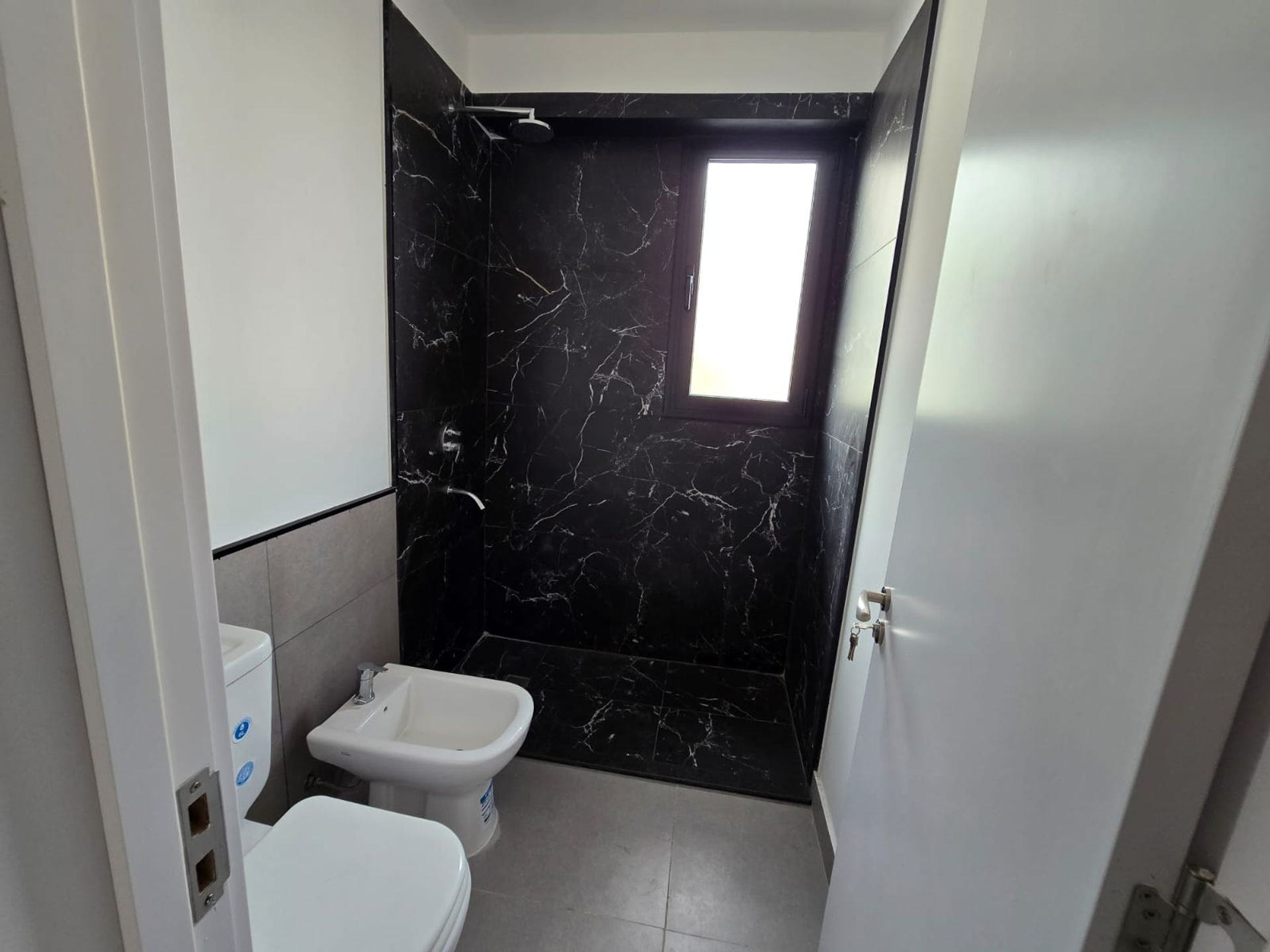 DEPARTAMENTO VENTA MACROCENTRO A ESTRENAR 1 DORM - foto 4