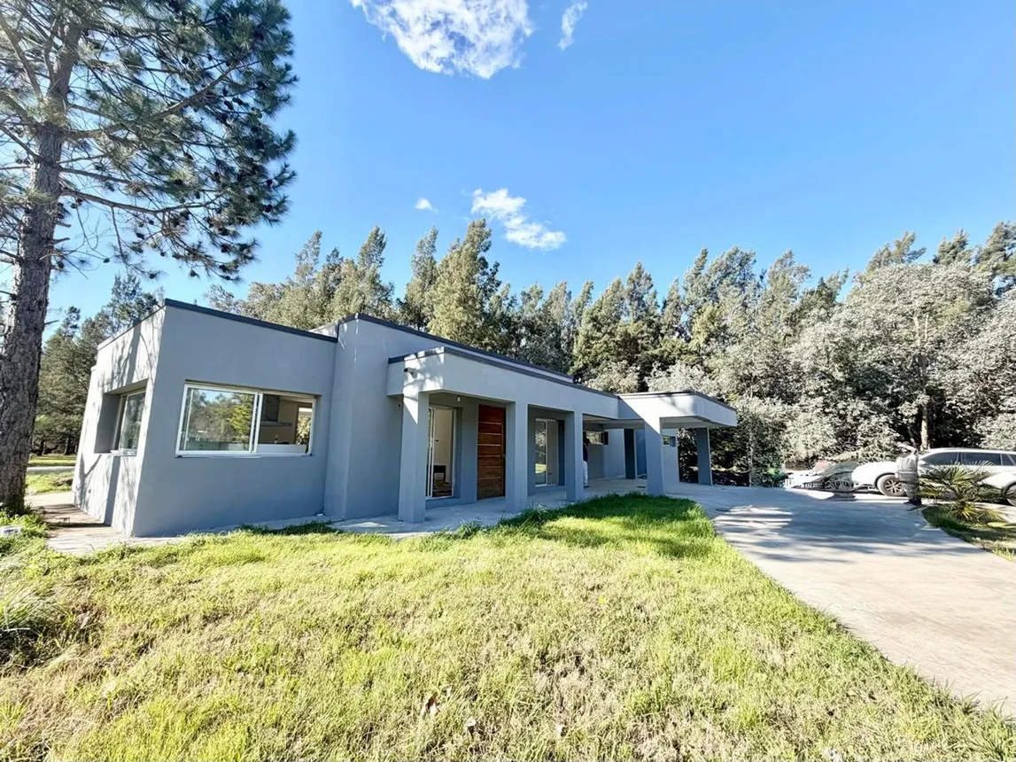 Casa en venta en La Plata, foto 3