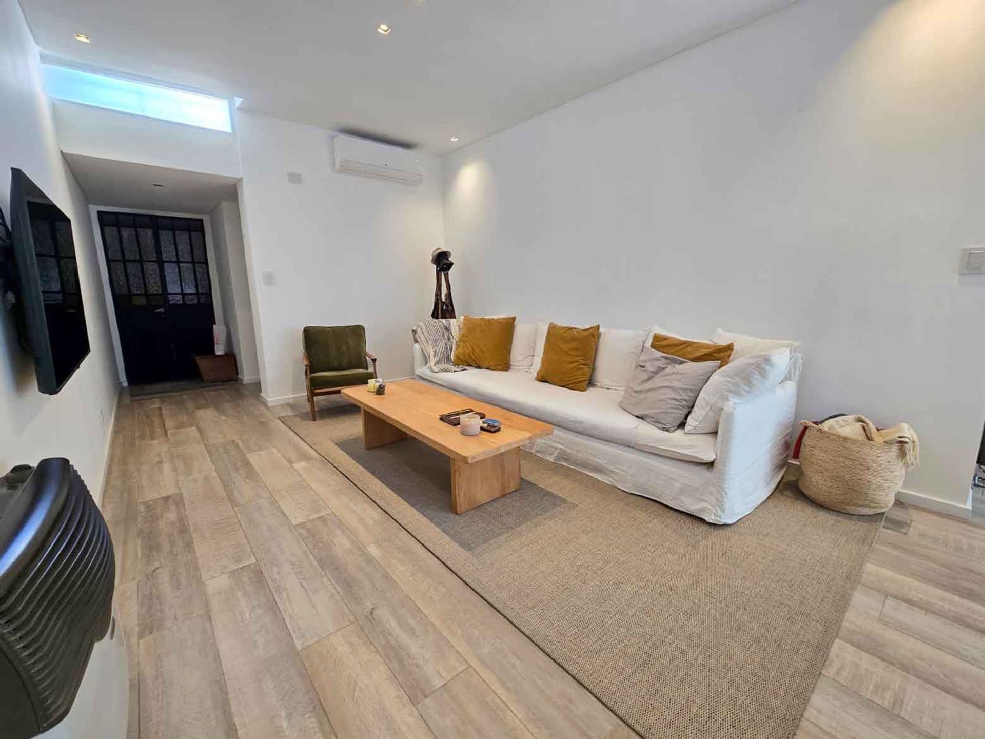 Venta Casa 4 amb patio parrilla Santos Lugares - foto 3