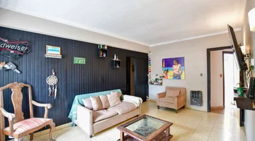 CASA EN VENTA LA PLATA 2 DORMITORIOS COCHERA-BANCO