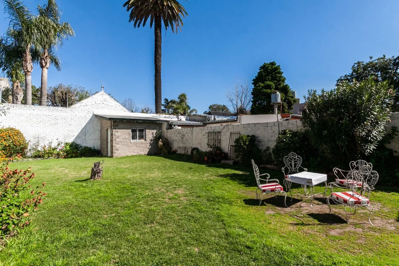 Casa en venta en Banfield, foto 2