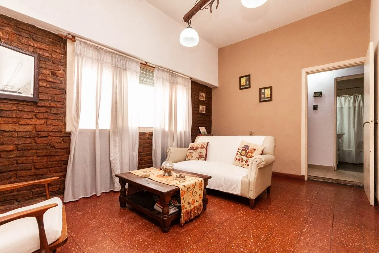 Casa en venta en Banfield, foto 3