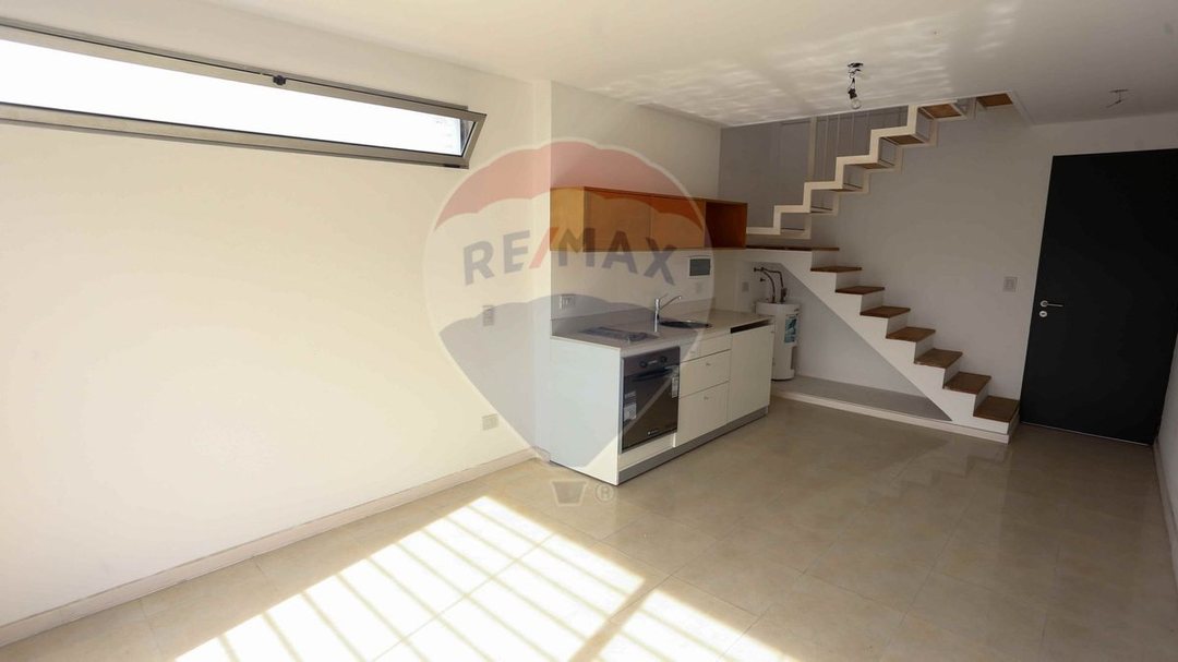 Departamento duplex en venta 2 ambientes en Emilio Mitre 100, Villa Sarmiento, Moron, Buenos Aires