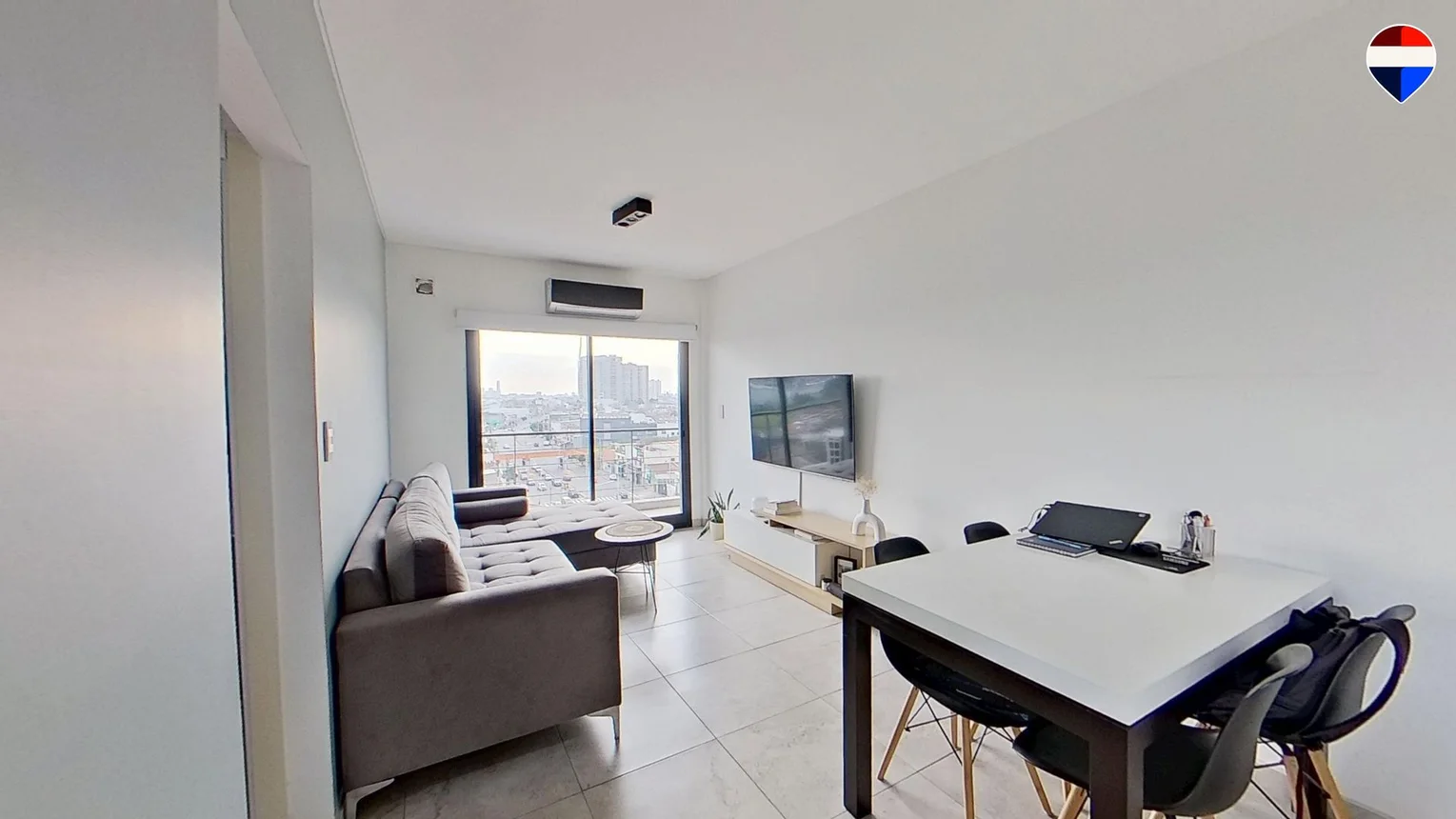 Departamento en venta en Piñeyro, Avenida Hipólito Yrigoyen 1300