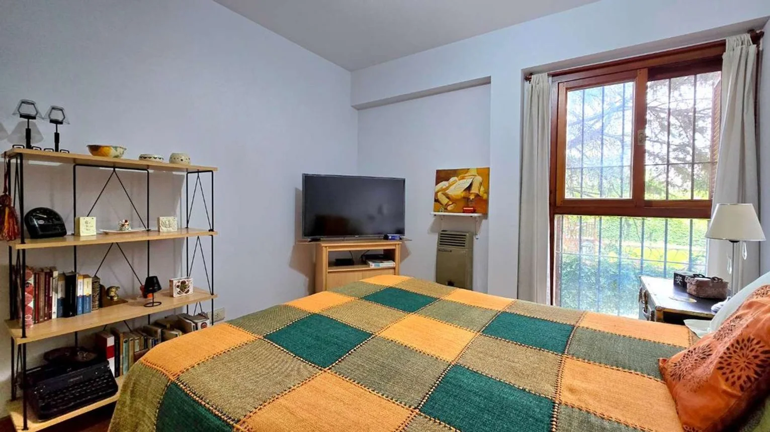 Departamento de 3 ambientes en venta en San Isidro, Monseñor Alberti 400