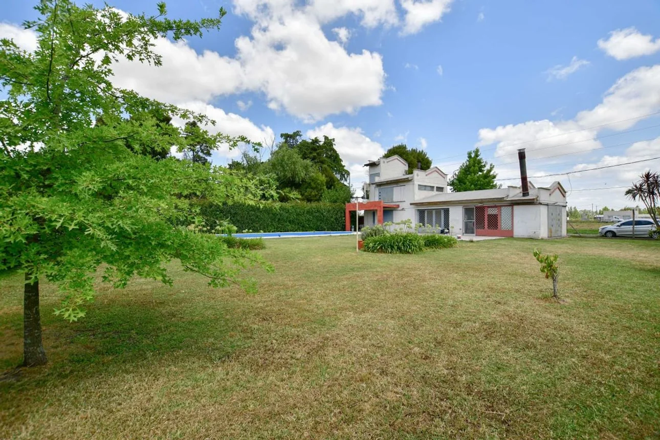 Casa con pileta mas 3 lotes en venta sicardi, foto 4