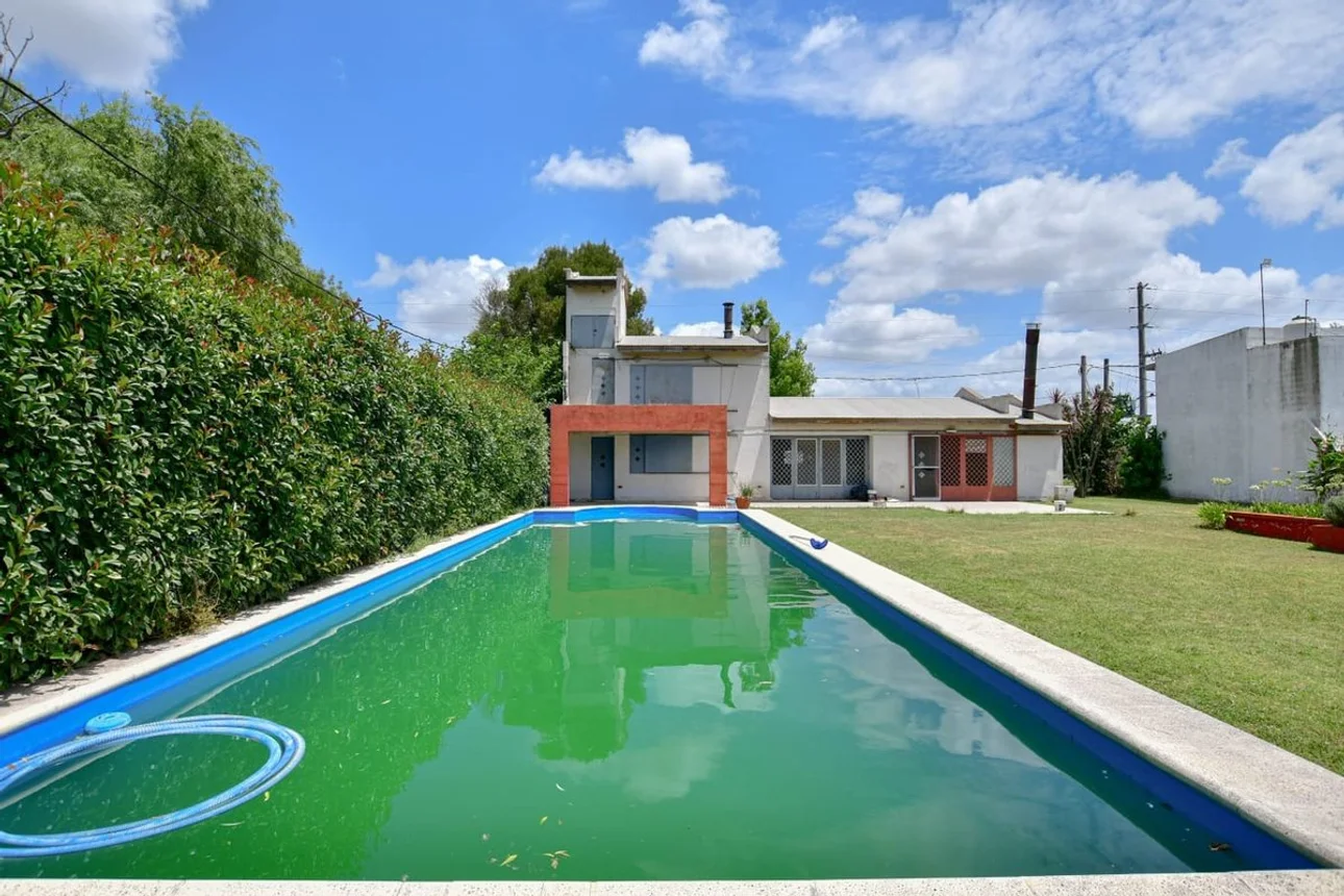 Casa con pileta mas 3 lotes en venta sicardi, foto 3