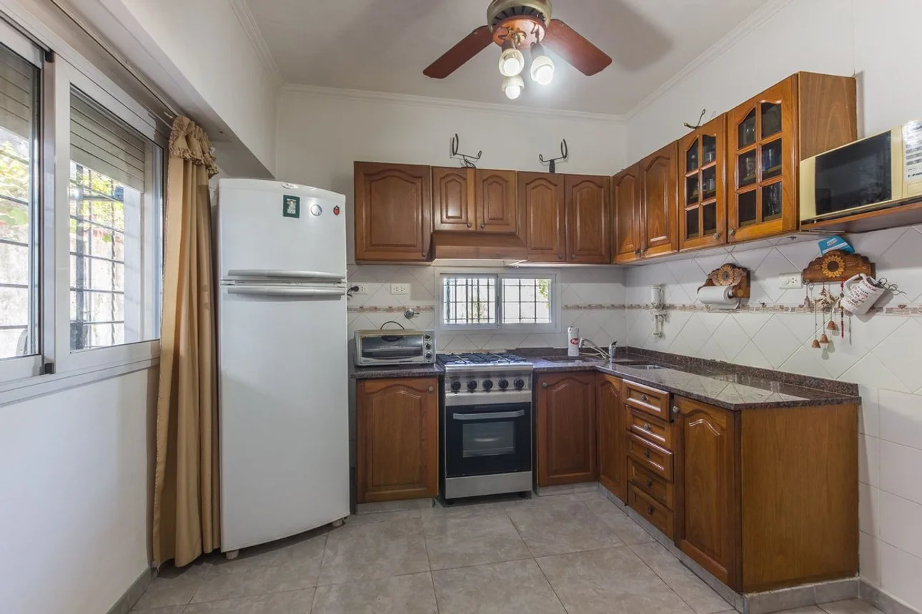 Casa en venta en El Palomar, foto 2