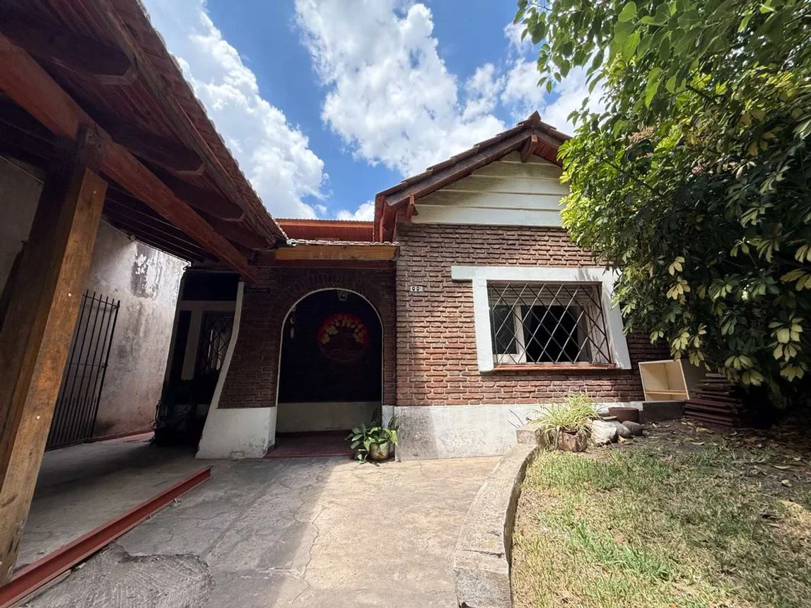 Casa en venta en Banfield