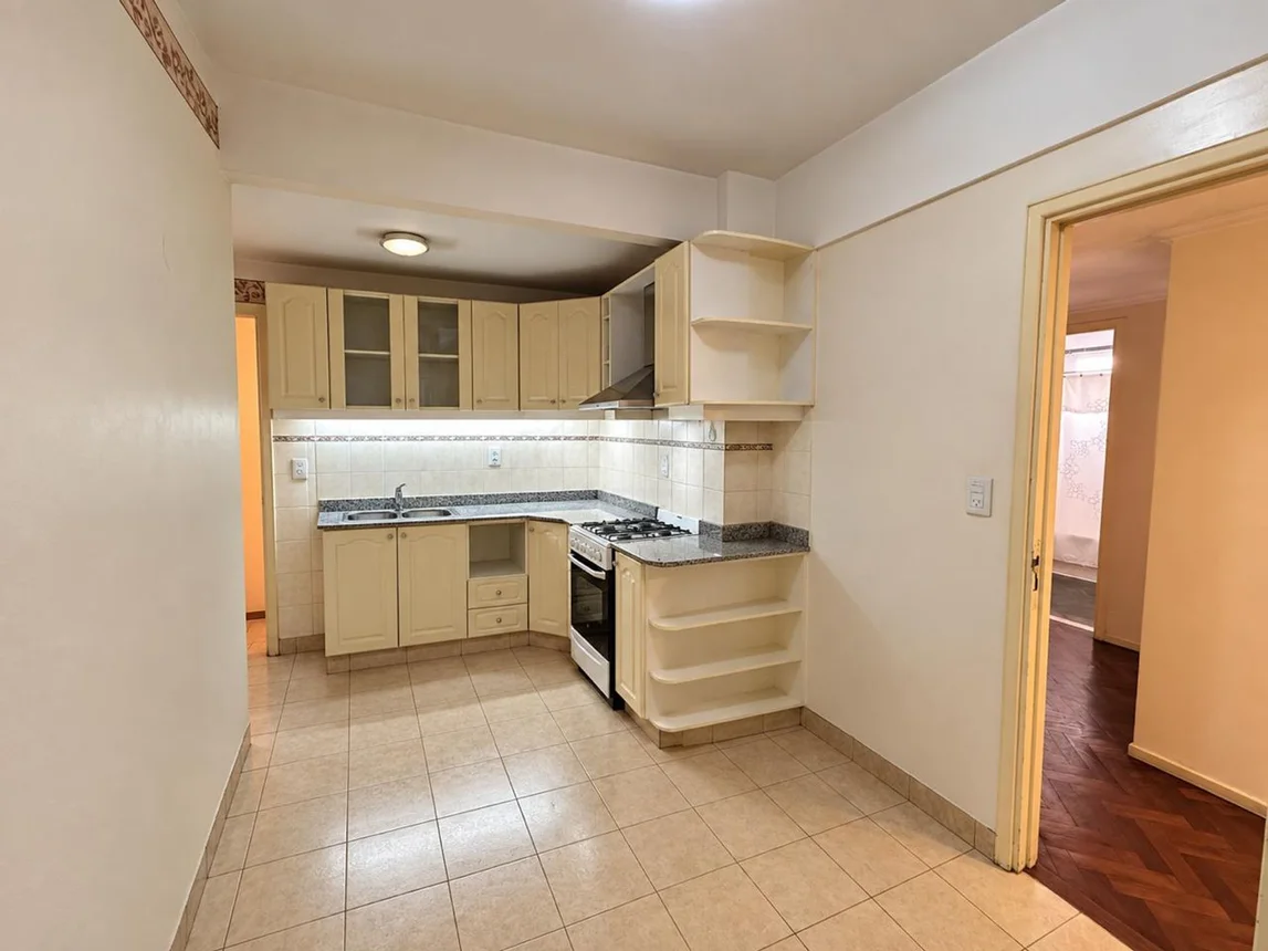 Departamento de 3 ambientes en venta en Retiro, Avenida Santa Fe 900, foto 5