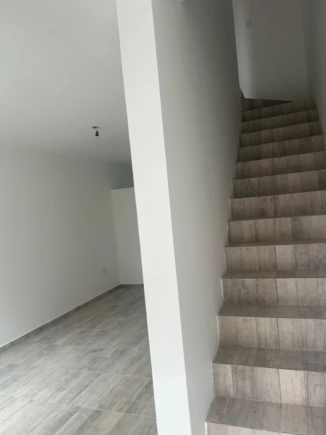Casa dúplex en venta en La Plata, foto 2
