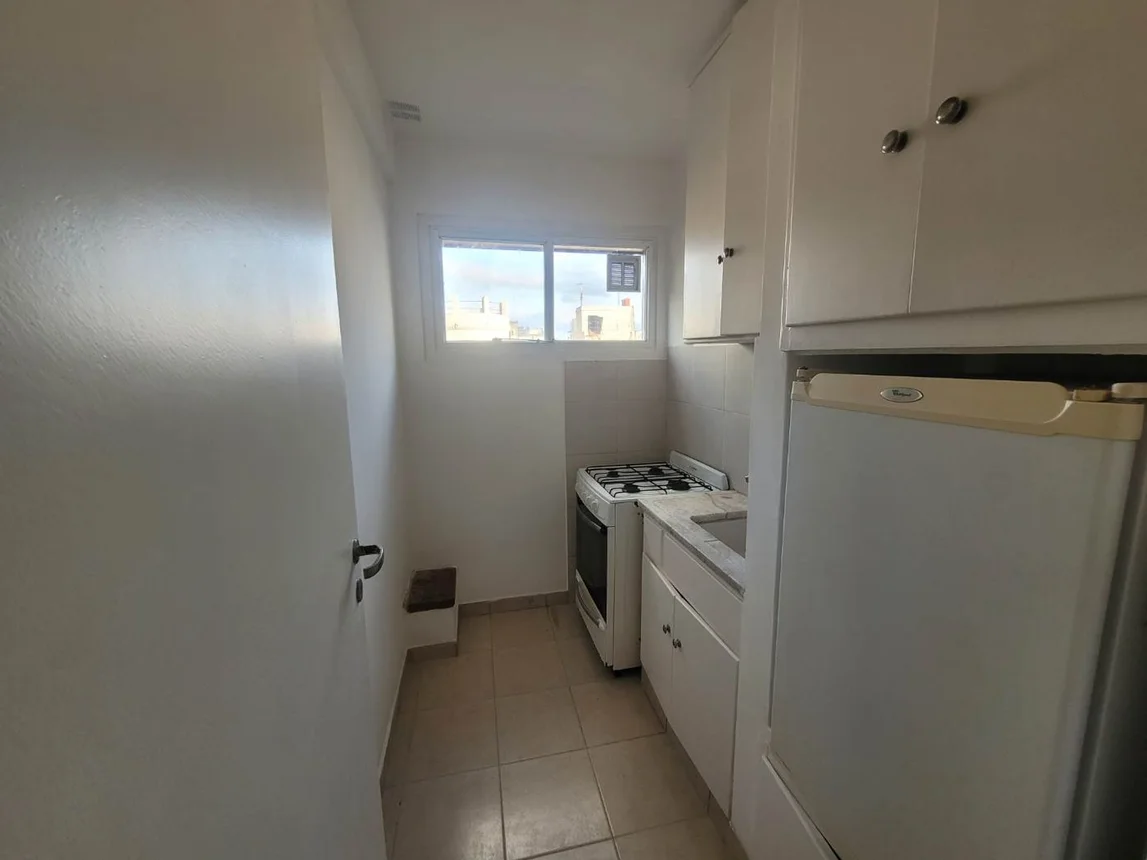 2 amb.categoría c/gran balcón en libertad 400, foto 4