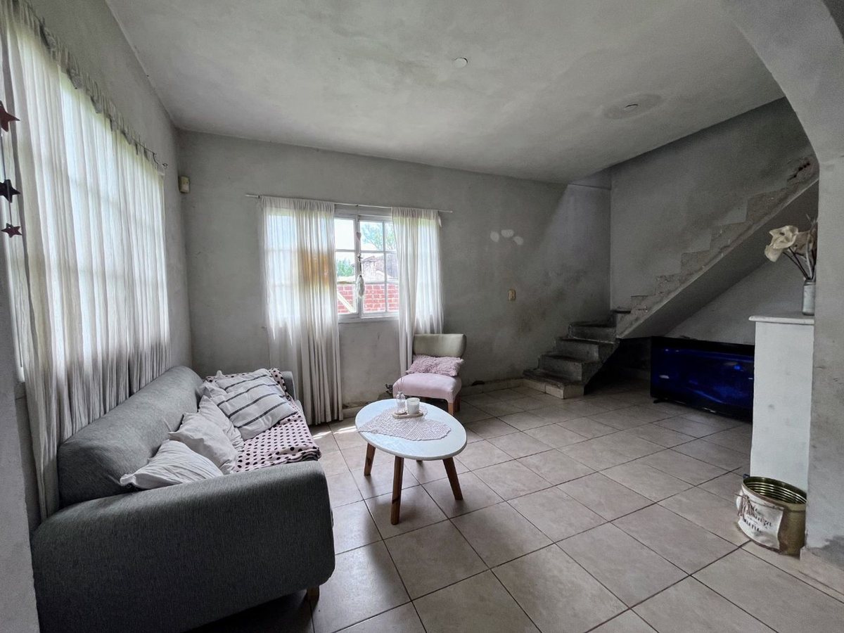 Foto 6 — VENTA CASA 4 AMBIENTES DEL VISO 600m DE LOTE