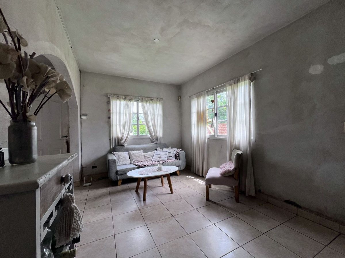 Foto 5 — VENTA CASA 4 AMBIENTES DEL VISO 600m DE LOTE