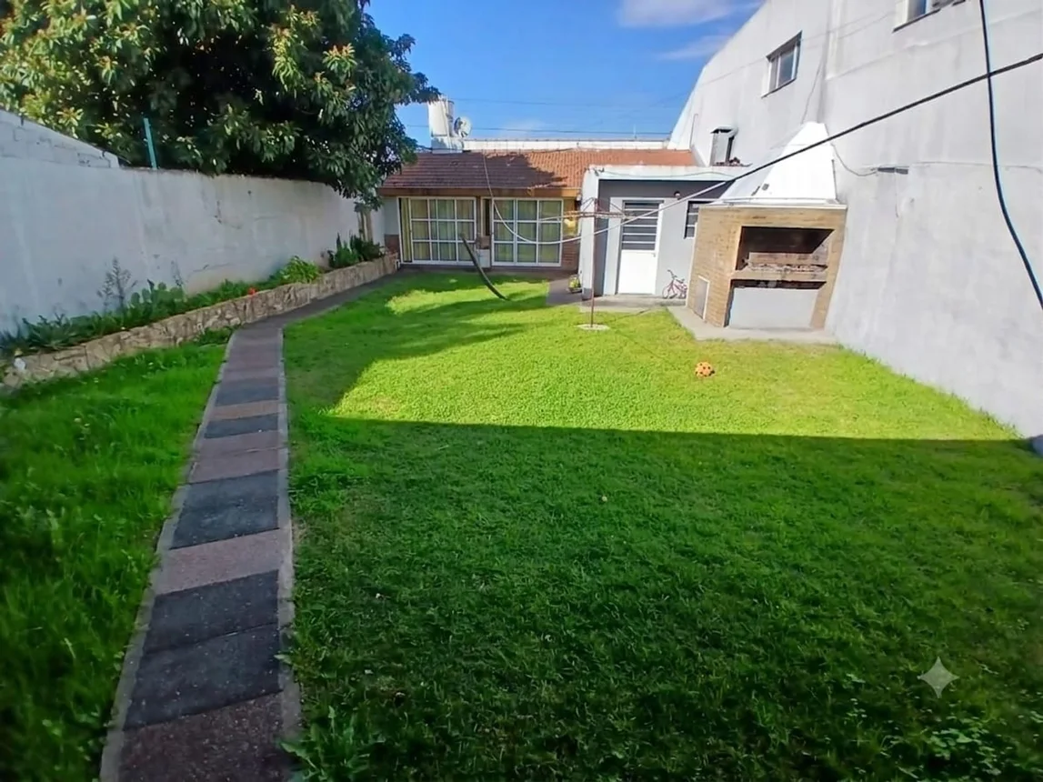 Casa de 3 ambientes en venta en Hurlingham, La Patria 3400, foto 3