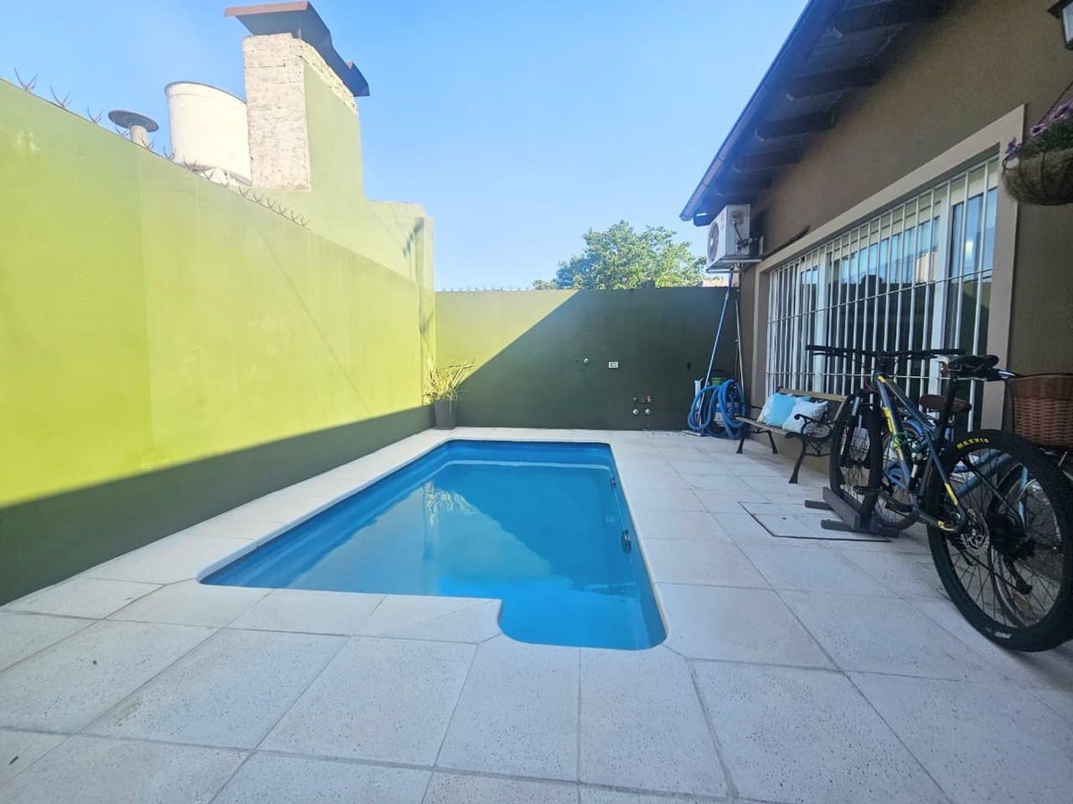 Foto 6 — VENTA CASA TRES AMBIENTES PILETA APTO CRÉDITO