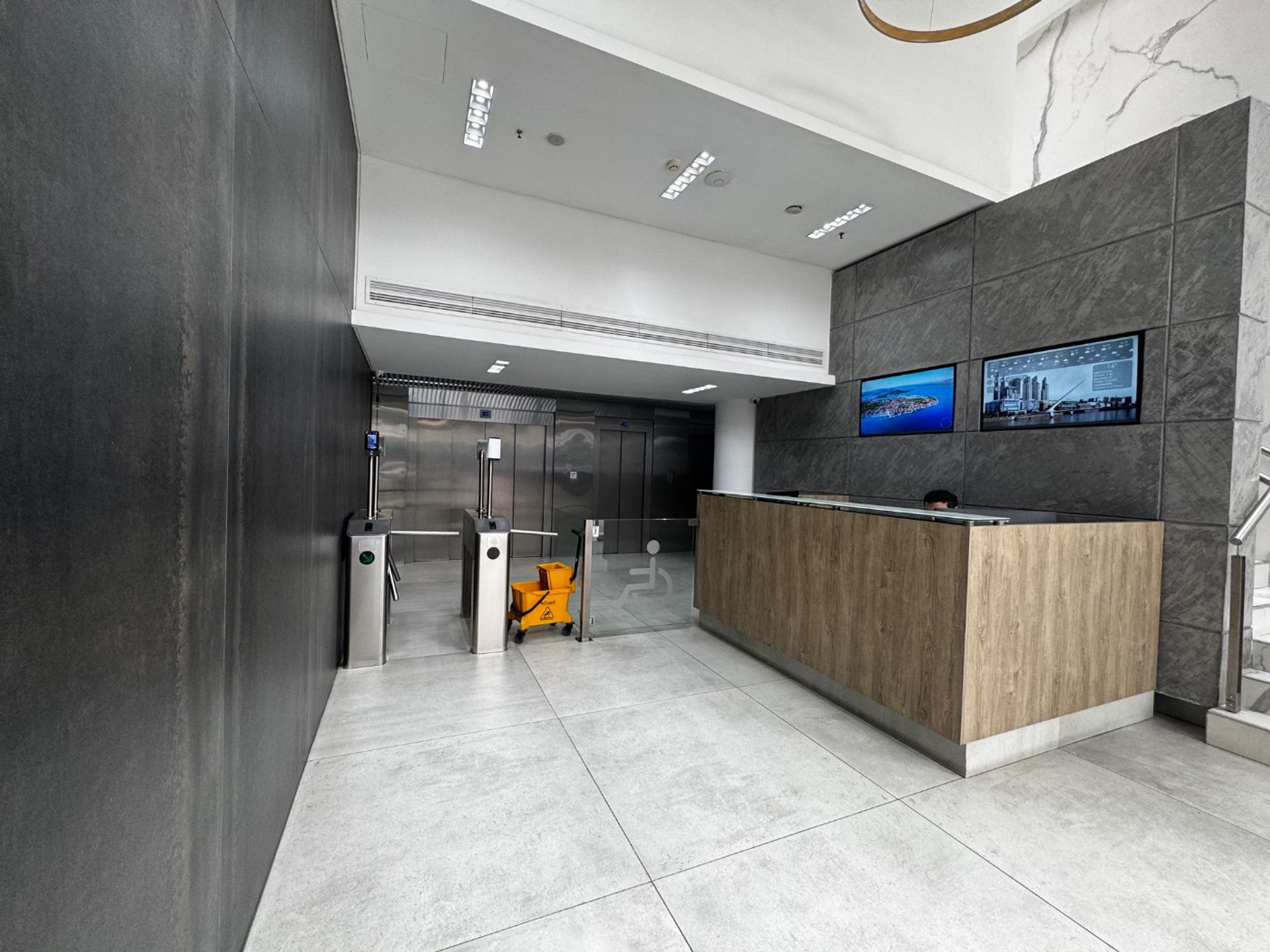 Foto 3 — Alquiler Comercial Oficina en Almagro