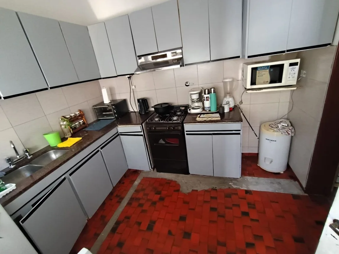 Casa en venta en Banfield, foto 3