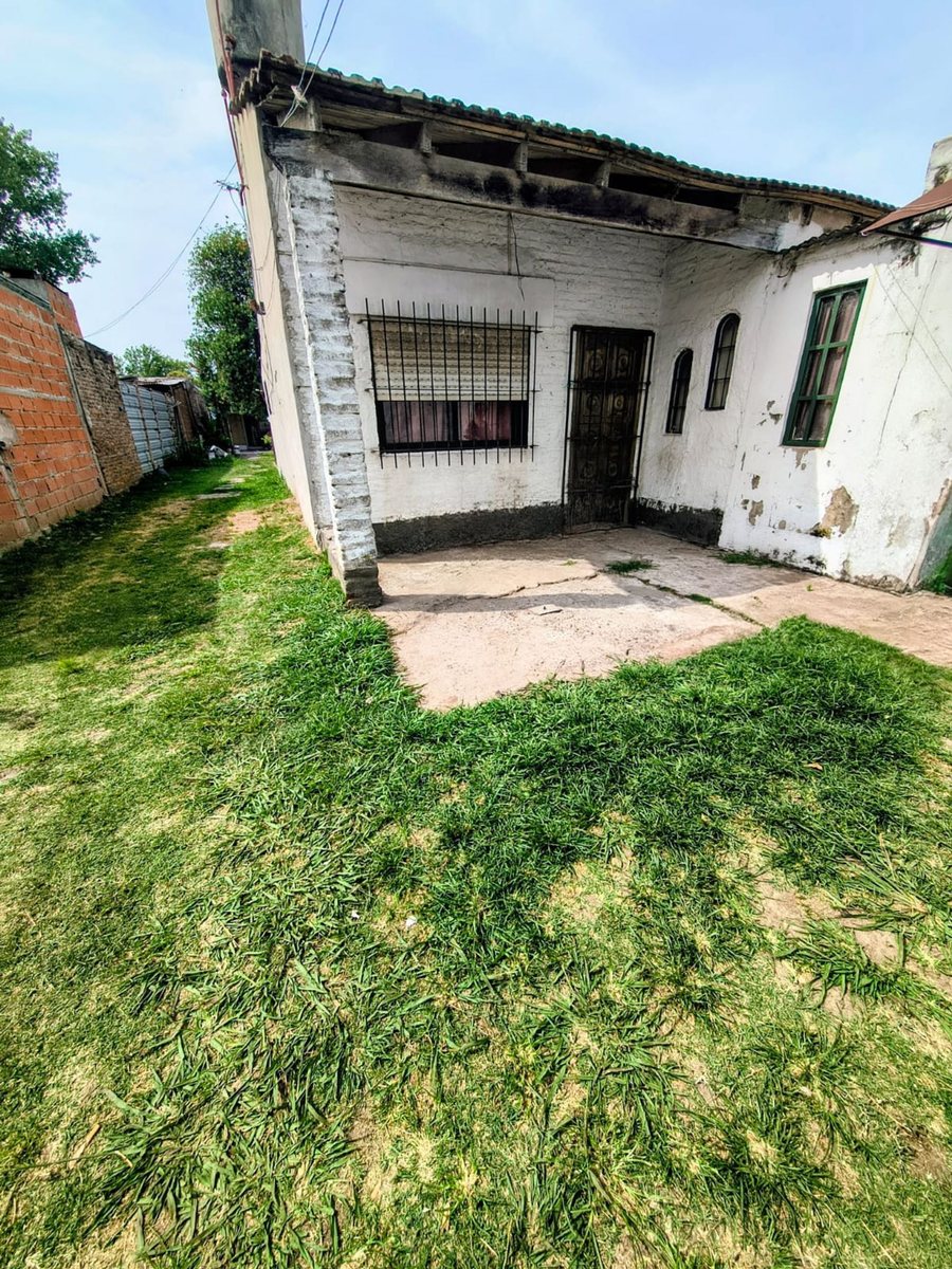 Venta casa multifamiliar PILAR DERQUI 460mtr total