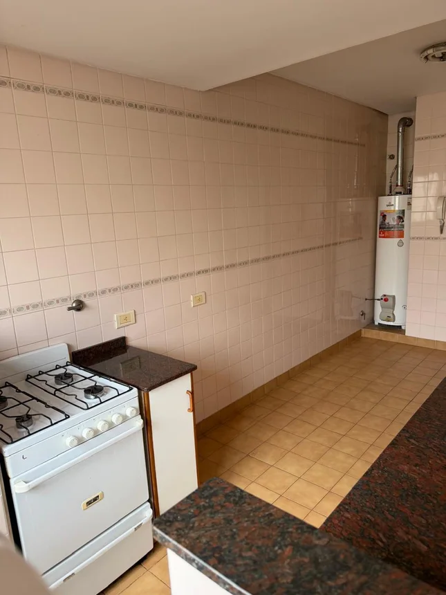 Departamento de 4 ambientes en venta en Monserrat, Moreno 800, foto 3