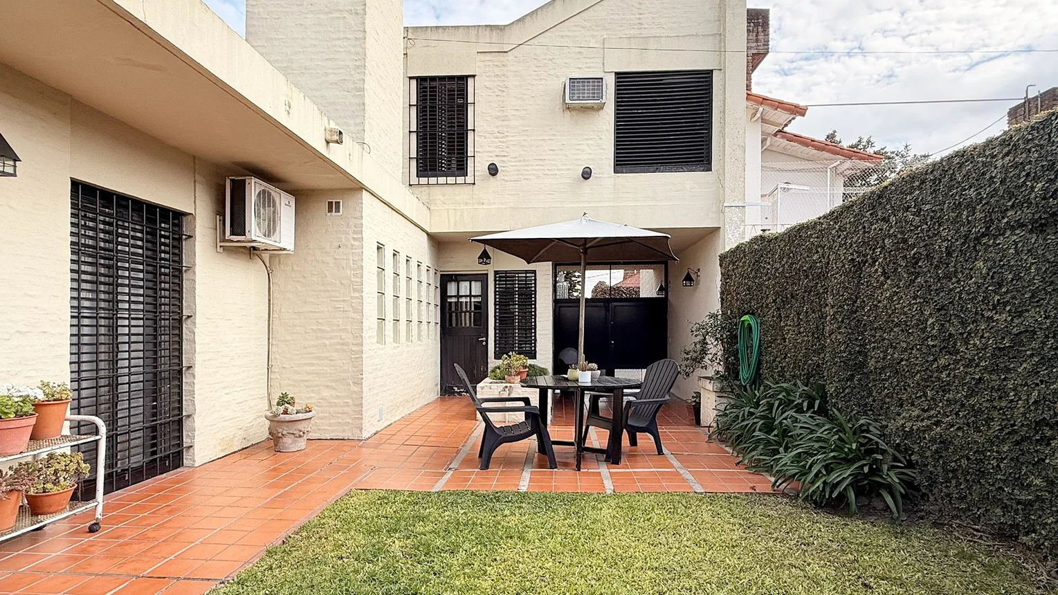Casa de 4 ambientes en venta en Castelar, Pehuajó 400, foto 5