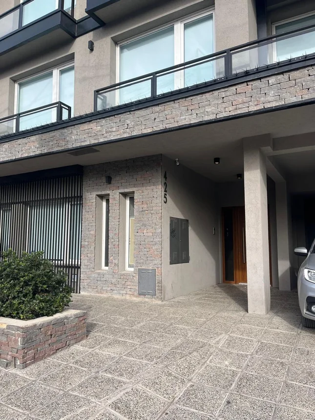 Departamento de 3 ambientes en venta en San Carlos de Bariloche, Palacios 400, foto 2