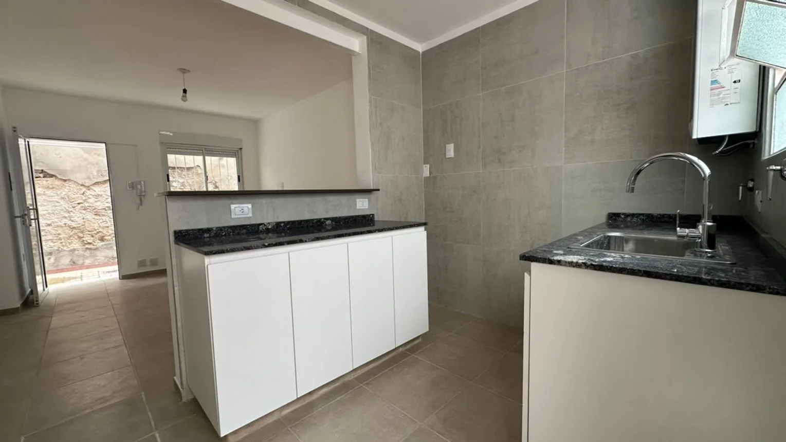 Departamento de 3 ambientes en venta en Santa Fe, 4 de Enero 3300