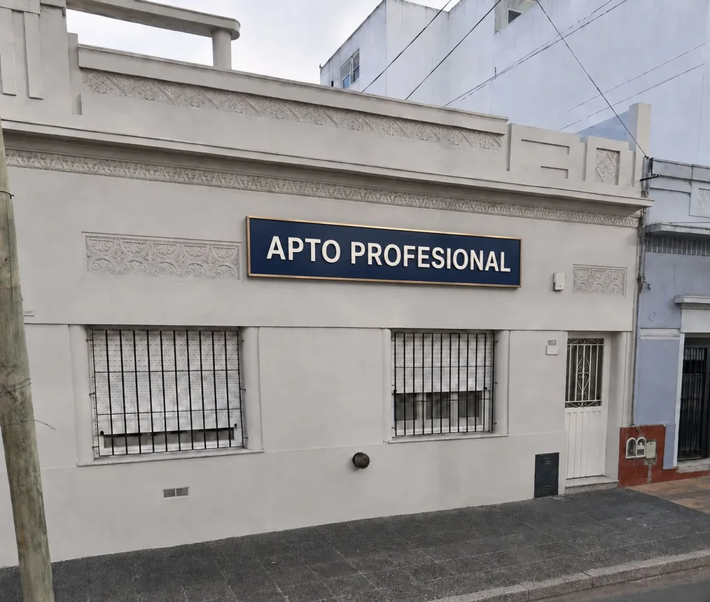 Alquiler casa frente al sanatorio trinidad quilmes, foto 1