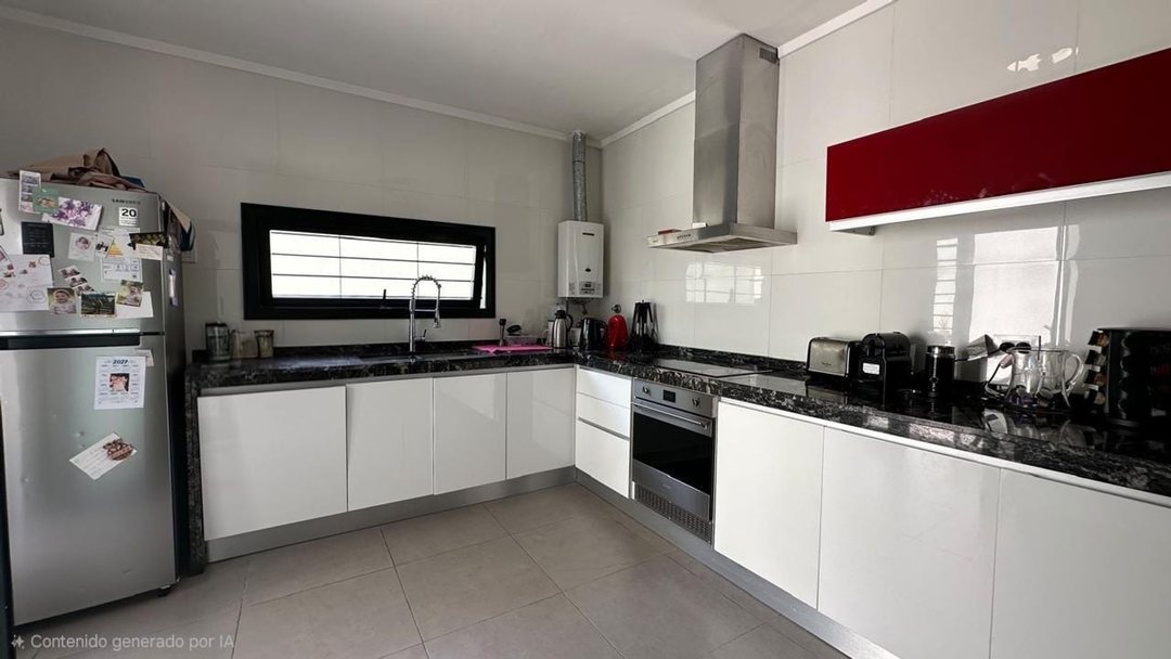 CASA A LA VENTA EN BARRIO FOMENTO 9 DE JULIO