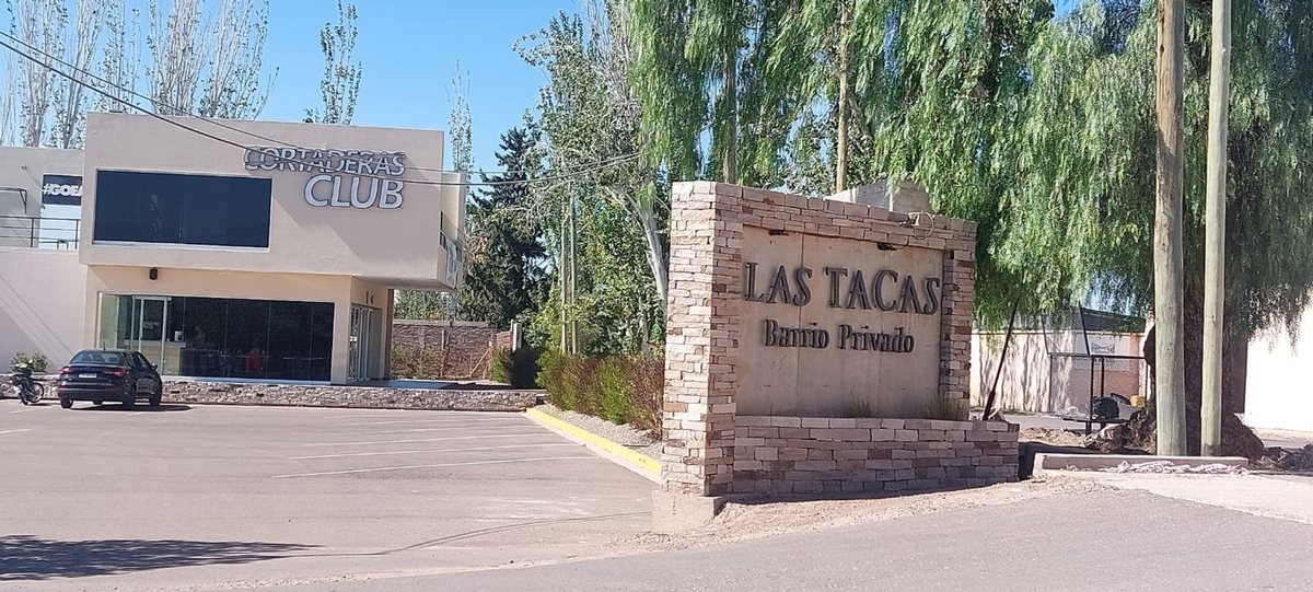 Terreno en Monte Caseros 2600