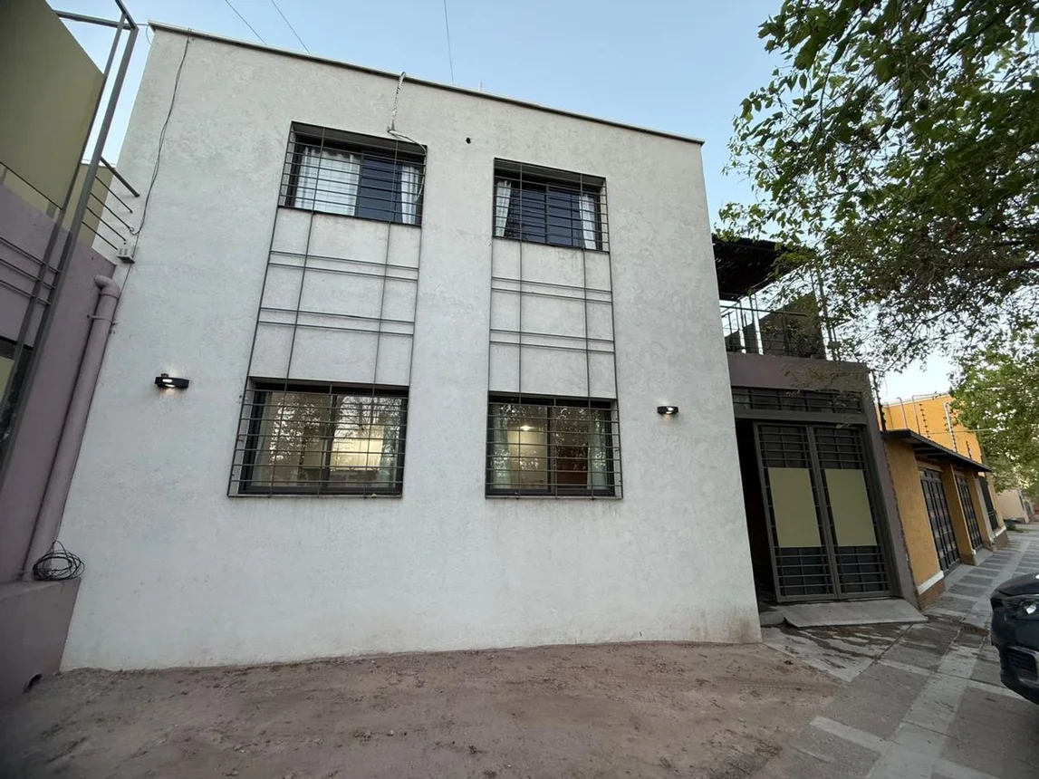 Departamento de 4 ambientes en alquiler en Guaymallén, Cochabamba 4000