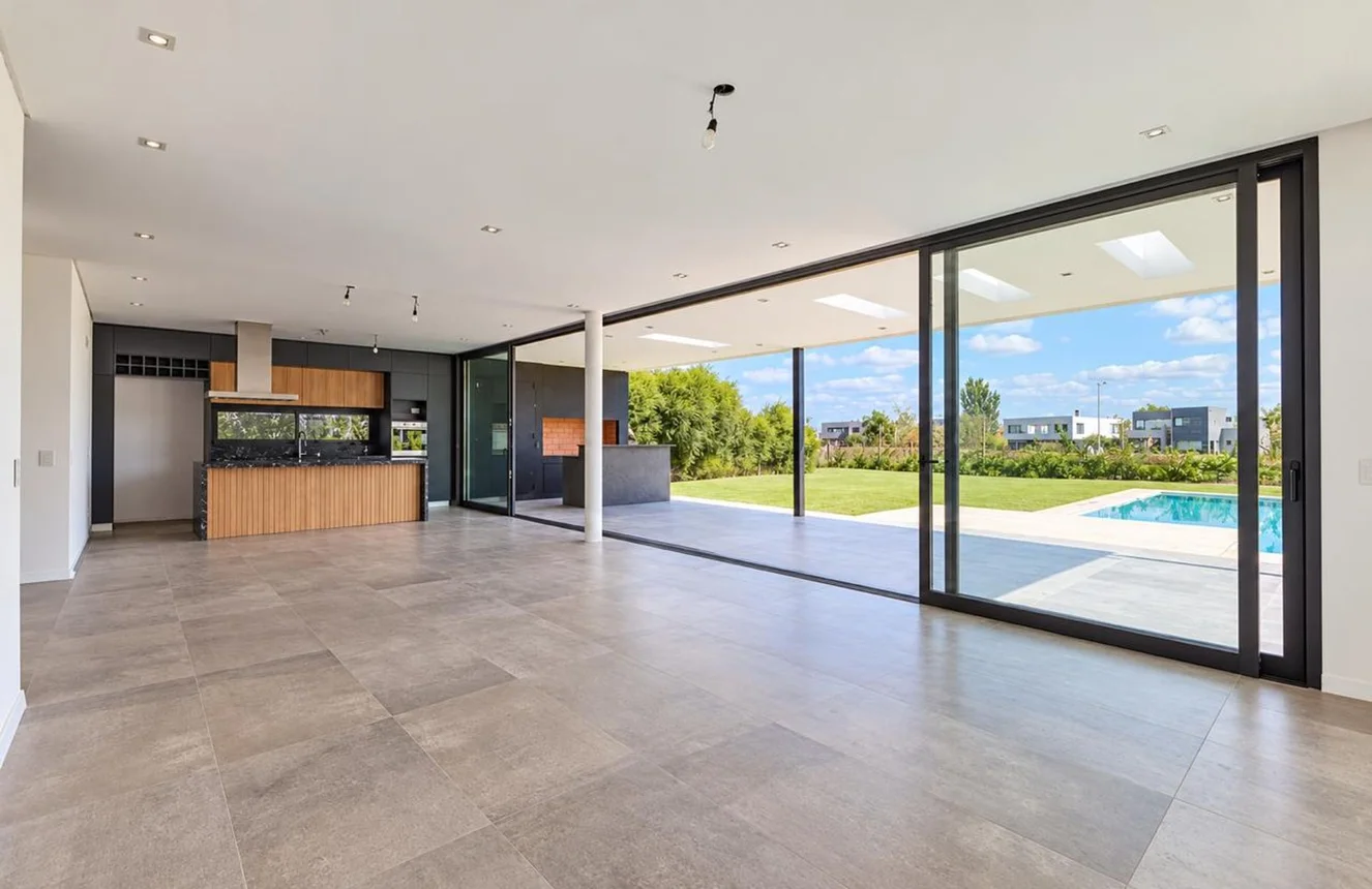 Casa en venta en Belén de Escobar, foto 2