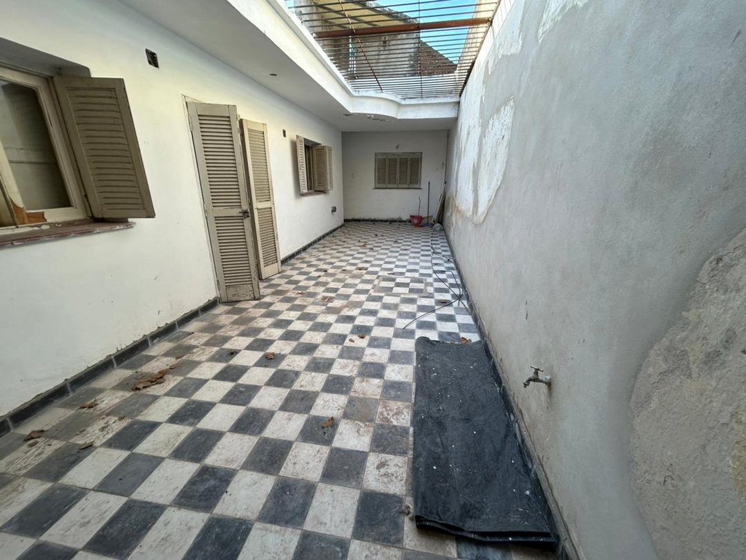 ALQUILER CASA DE 3 DORMITORIOS CON COCHERA