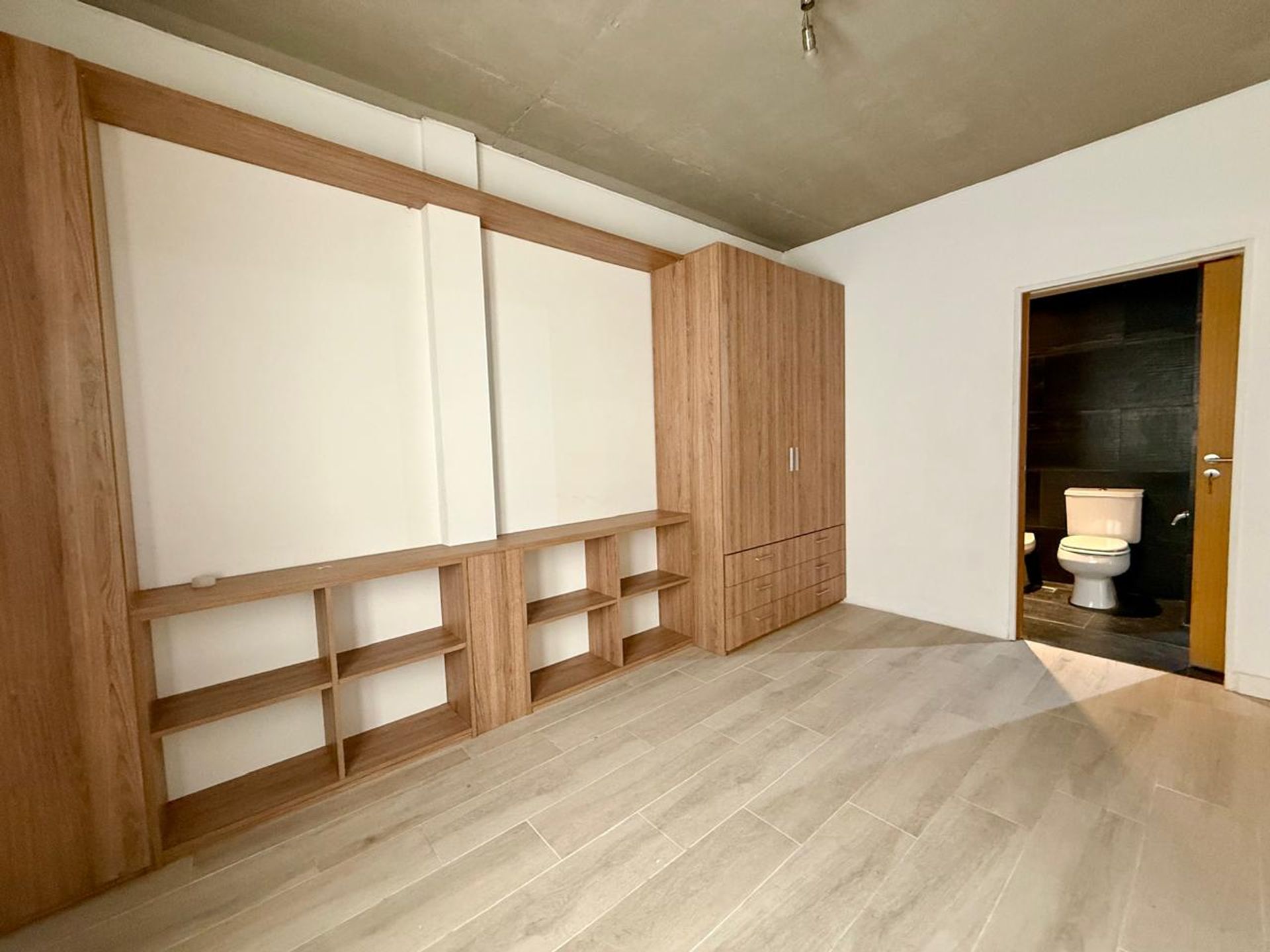 Foto 9 — Departamento de 2 ambientes con cochra - Amenities