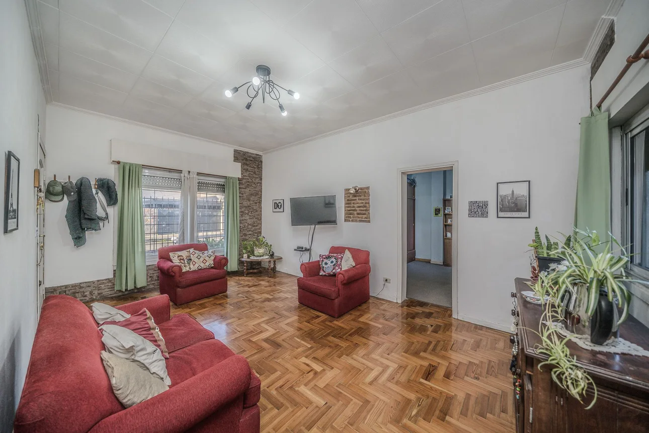 Casa de 4 ambientes en venta en Villa Bosch, Luis María Campos 5600, foto 2