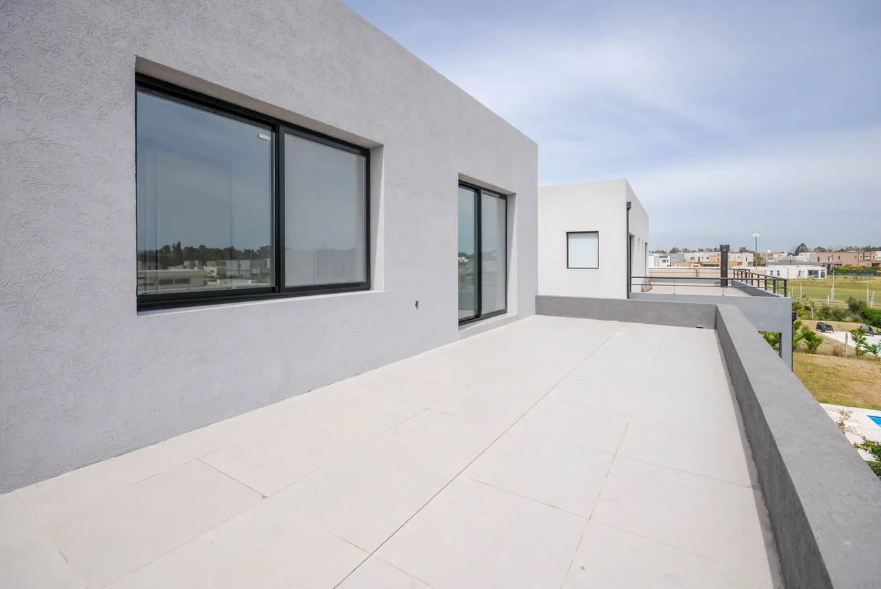 Casa en venta en Pilar, foto 3