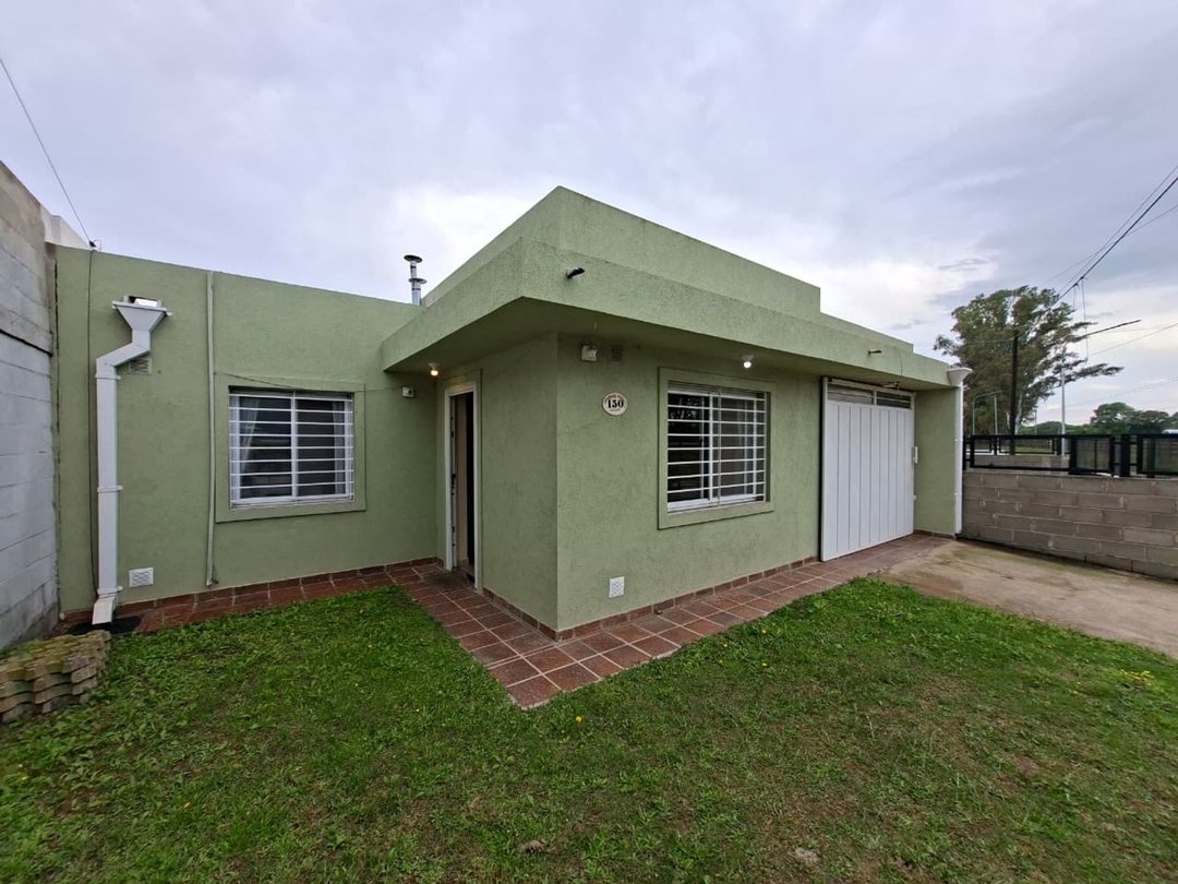 VENTA CASA 3 DORMITORIOS  ALTA GRACIA APTO CREDITO