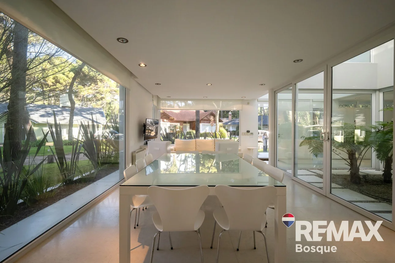 Casa en venta en Pinamar, foto 5