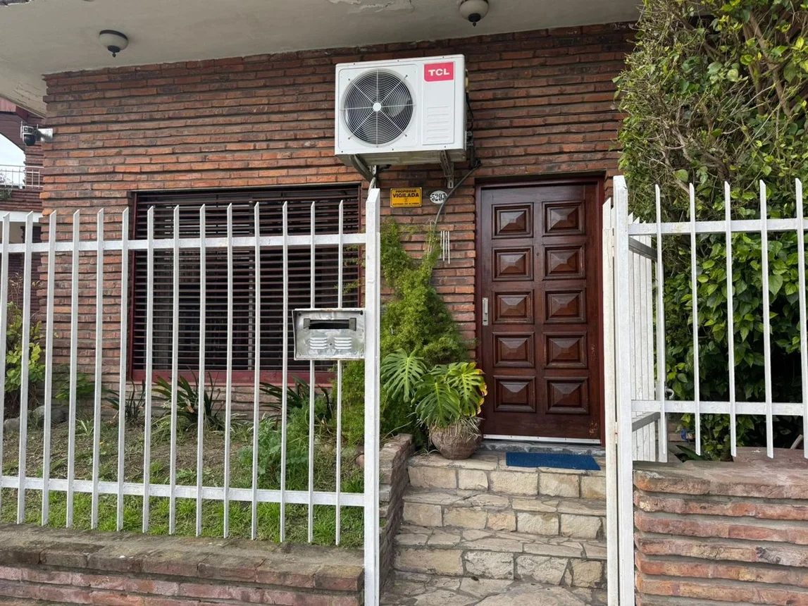 Casa de 6 ambientes en venta en Villa Bosch, Victor Hugo 5200, foto 2