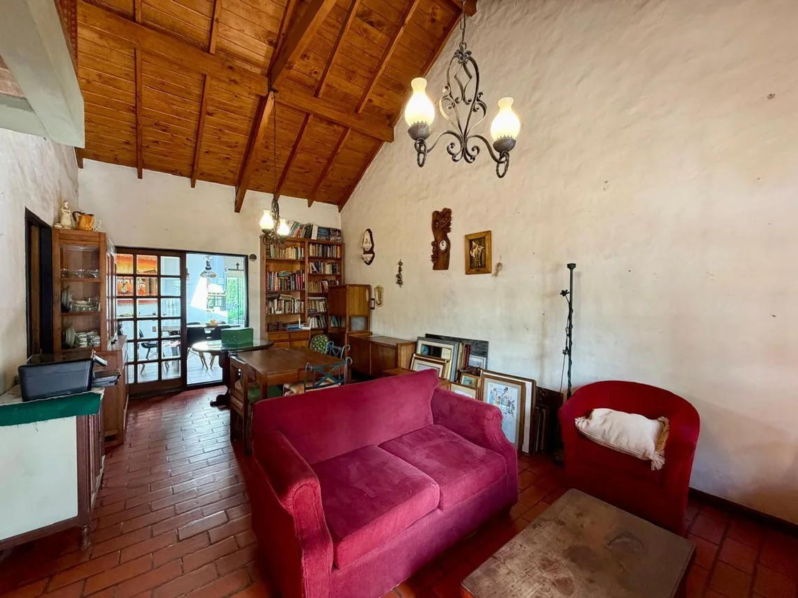 Casa de 5 ambientes en venta en Belén de Escobar, Estrada 1200, foto 3