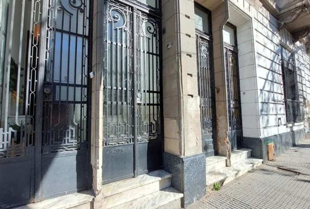 PH de 4 ambientes en venta en La Boca, Pinzón 1100, foto 2