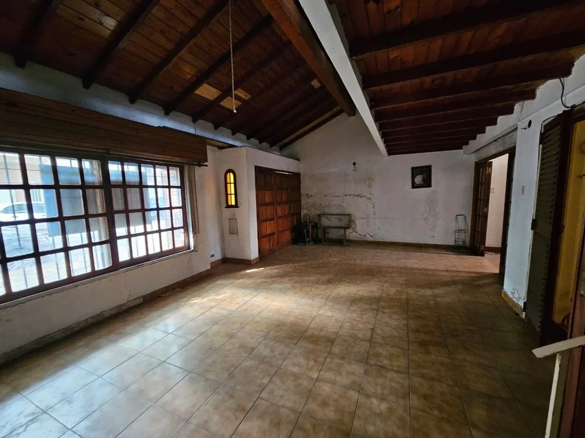 Casa en venta en Villa General Mitre, foto 2