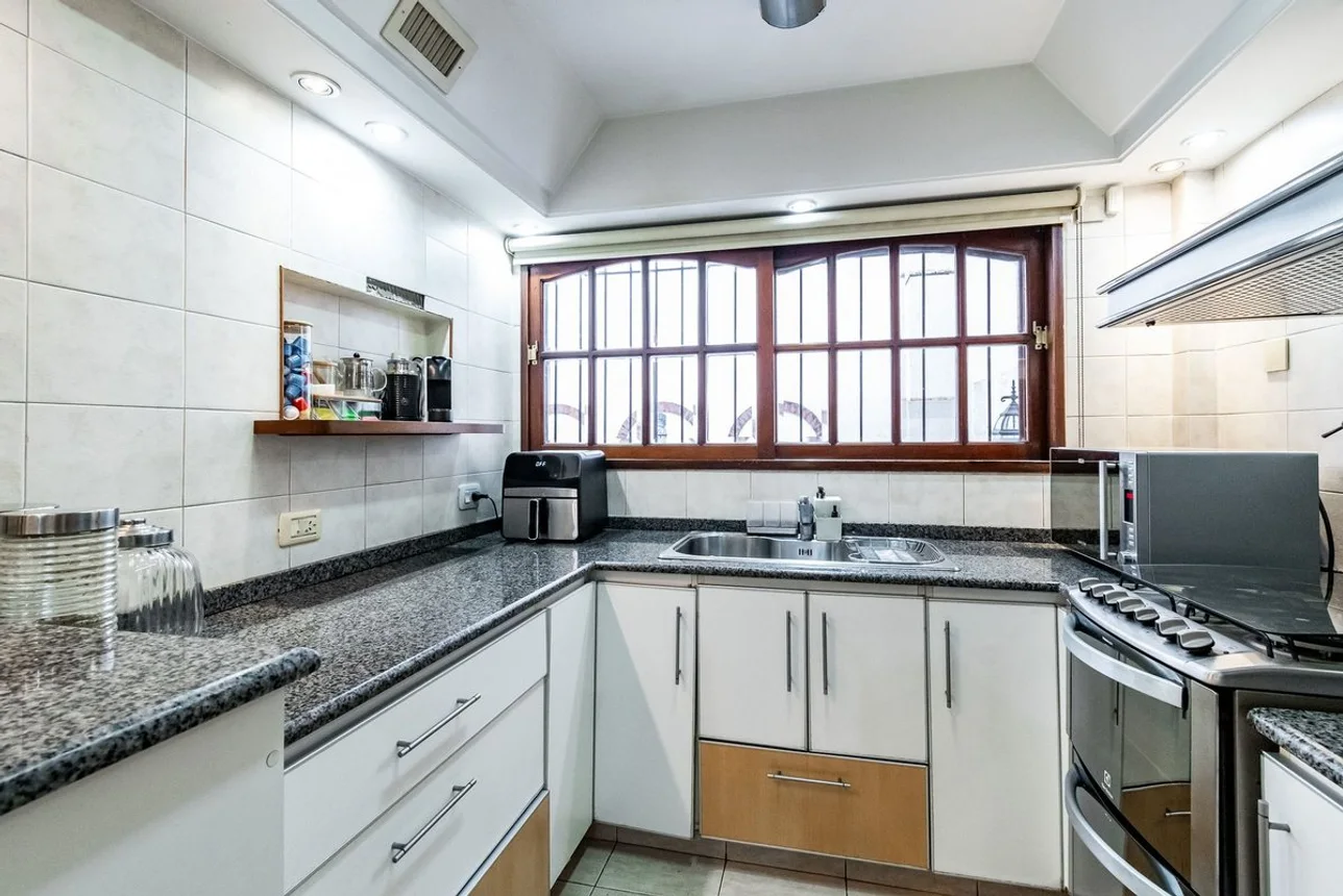 Casa tríplex en venta en Villa del Parque, foto 4