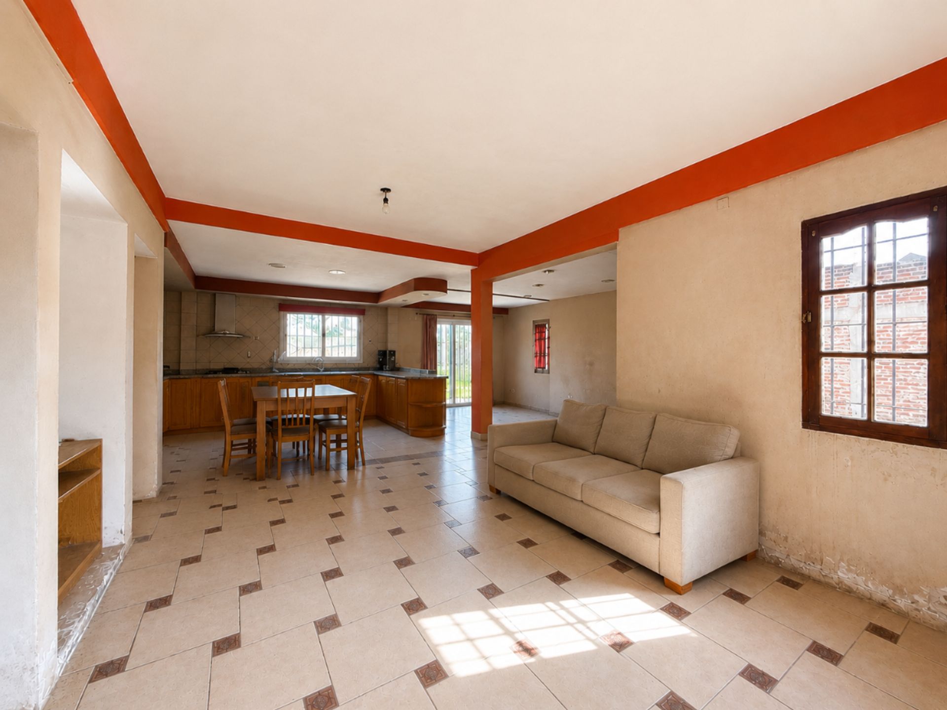 Foto 8 — CASA 5 AMBIENTES CON PILETA Y PARQUE MONTE GRANDE