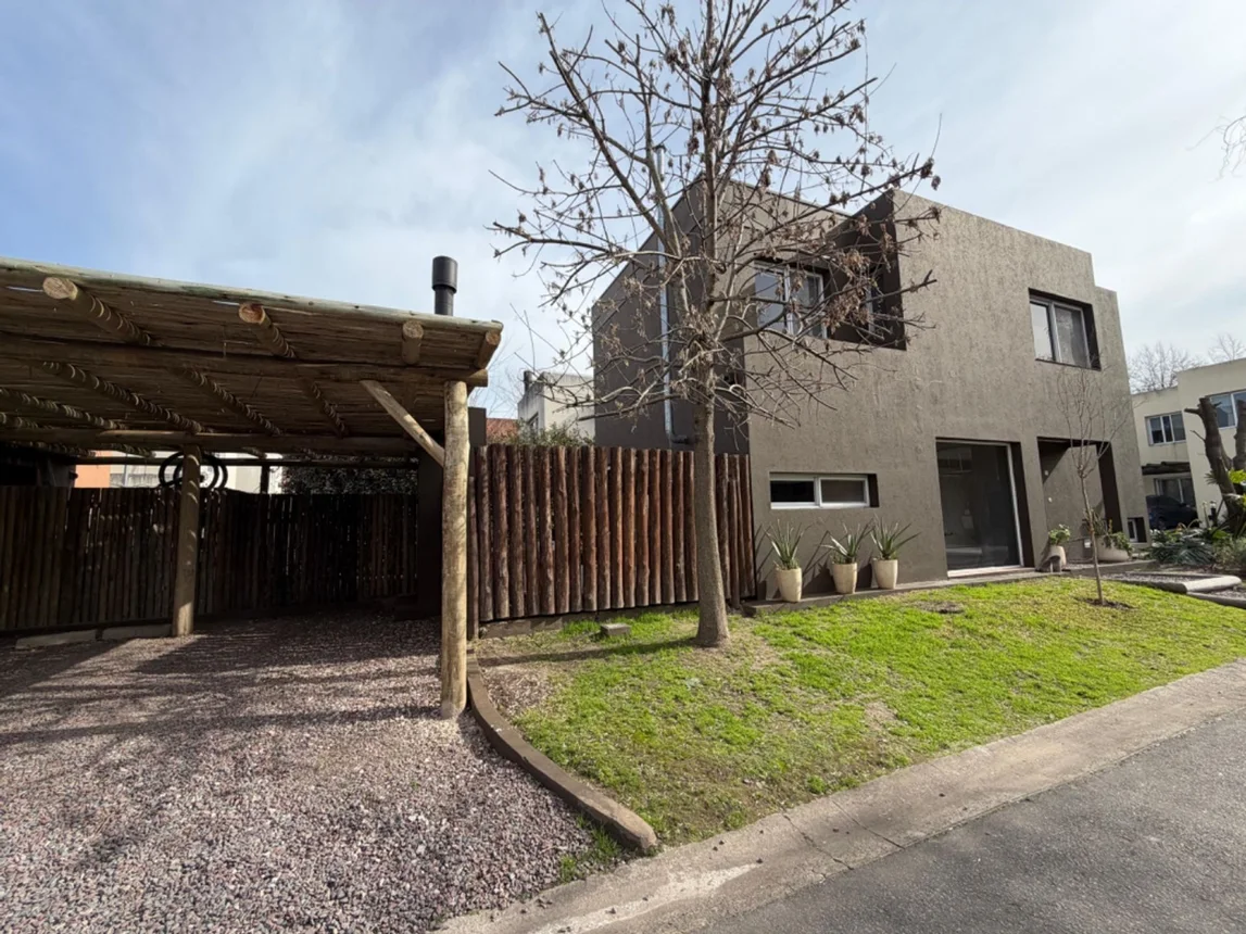 Casa de 4 ambientes en venta en Manuel Alberti, Los Jazmines 3800, foto 2