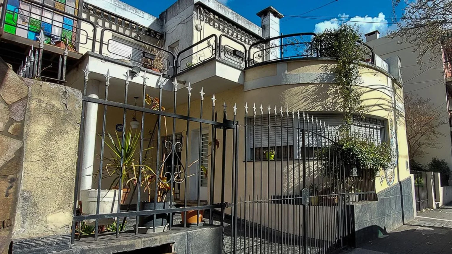 Casa de 5 ambientes en venta en Olivos, Carlos Villate 1600